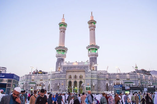Spiritual Journeys: How Performing Umrah Can Transform Your Life 1 Umrah